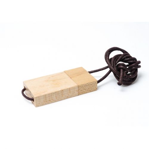 Houten USB-stick met touwtje - Afbeelding 1